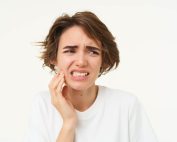 Sensibilidad dental: causas, síntomas y cómo prevenirla